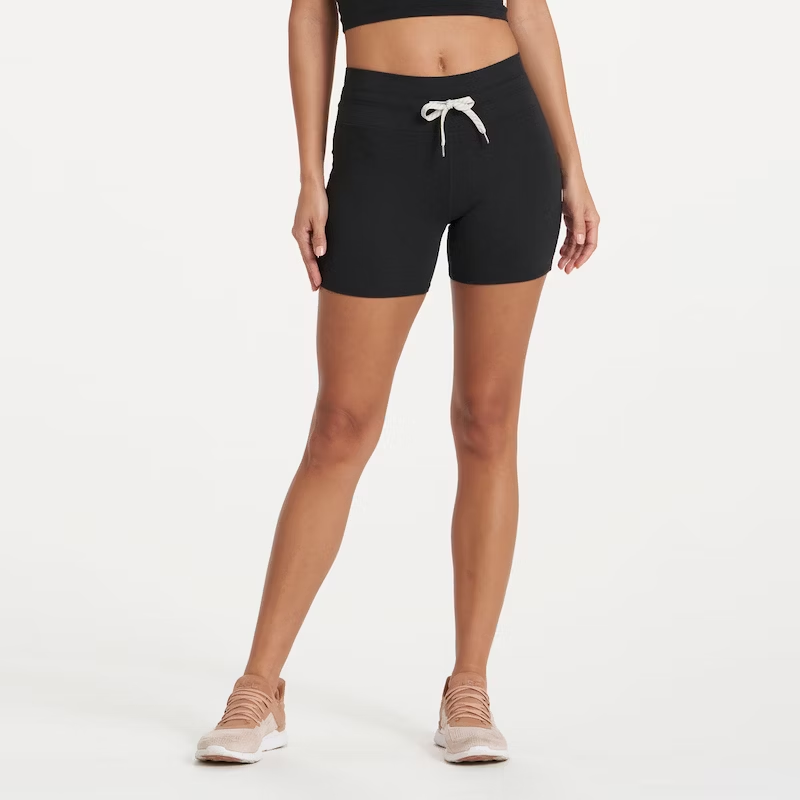 ♥chiroru♥ Vuori Halo Performance Short 2.0 – The Shop at Equinox