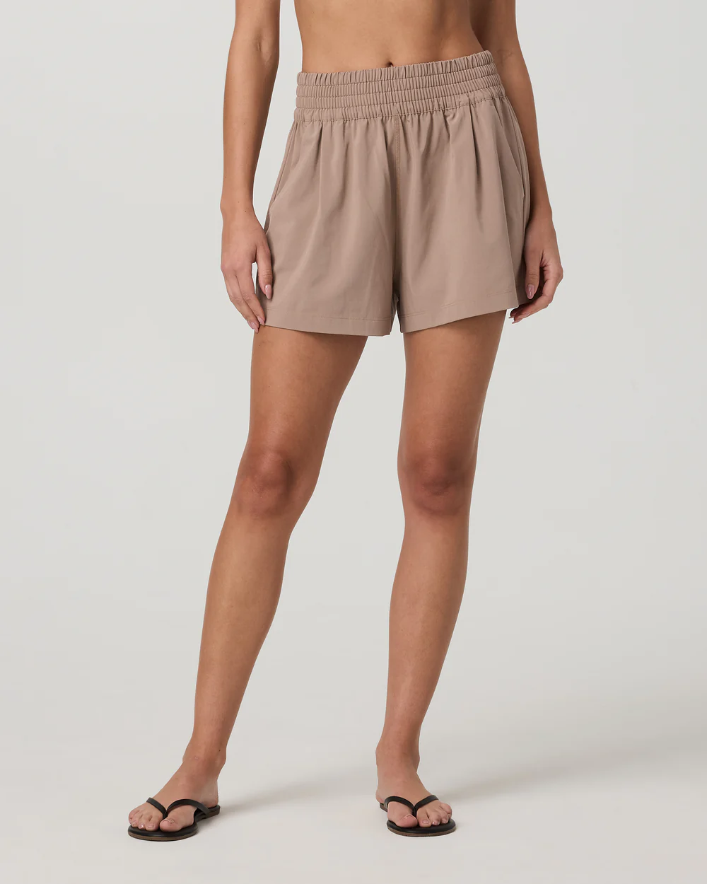 VUORI Women's Villa Everyday Short SORREL BROWN