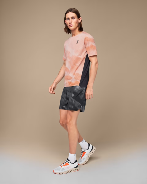 On Running Lightweight Shorts Lumos 【美品】 Men's Lightweight Shorts Lumos | Black | On United States