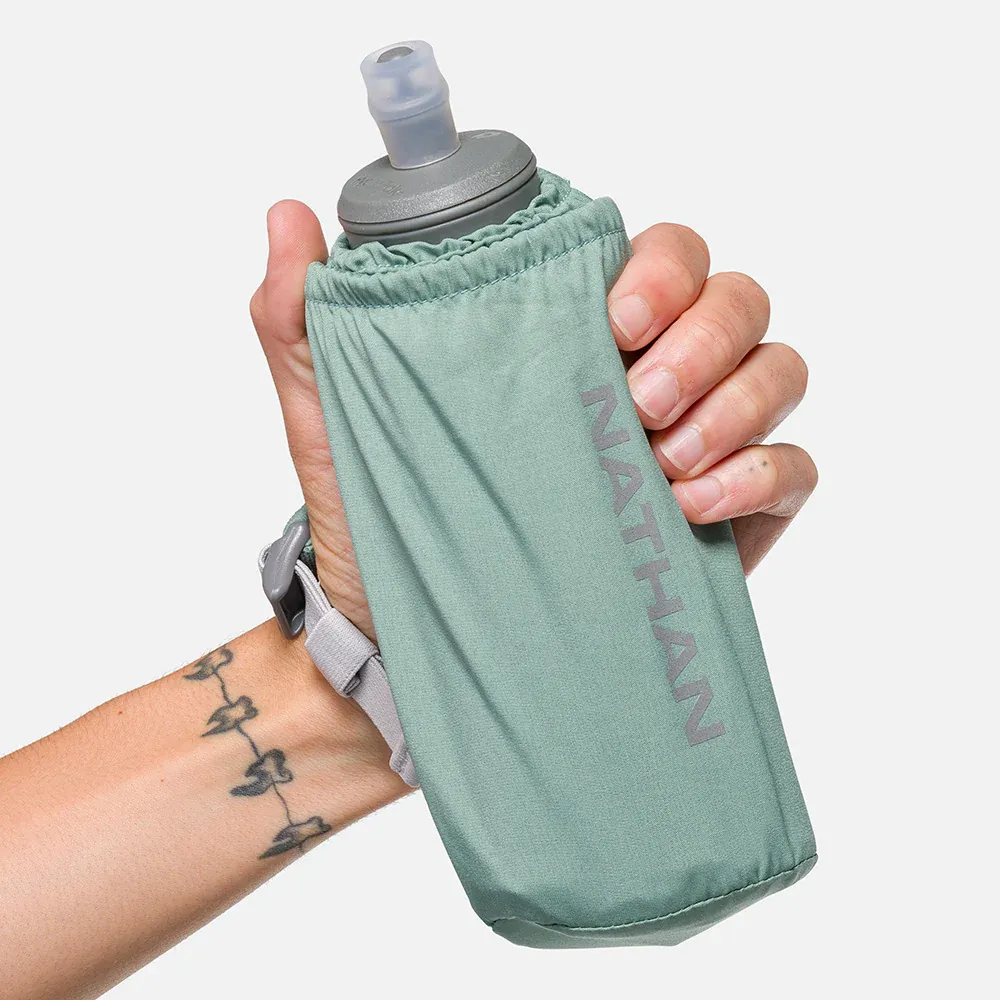 Pinnacle Soft Flask Insulated Handheld 18oz Pinnacle Soft Flask Insulated Handheld 18oz