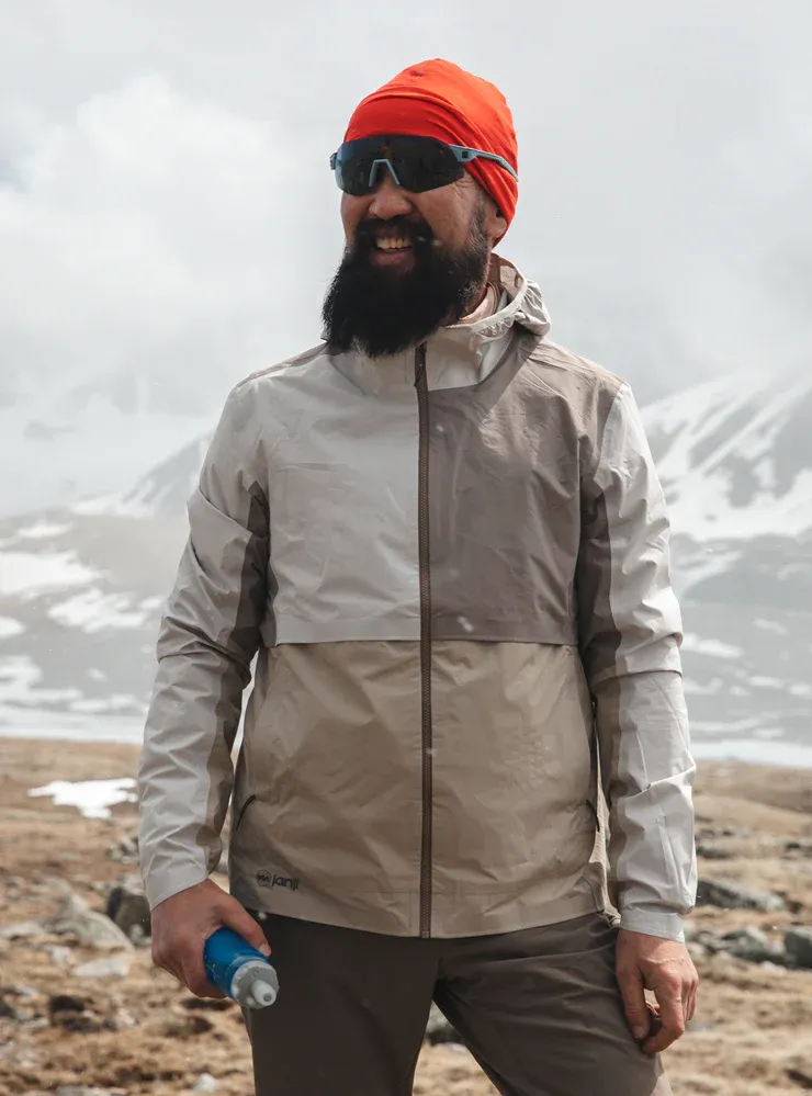 Janji Men's Rainrunner Pack Jacket 2.0 Steppelands Patchwork