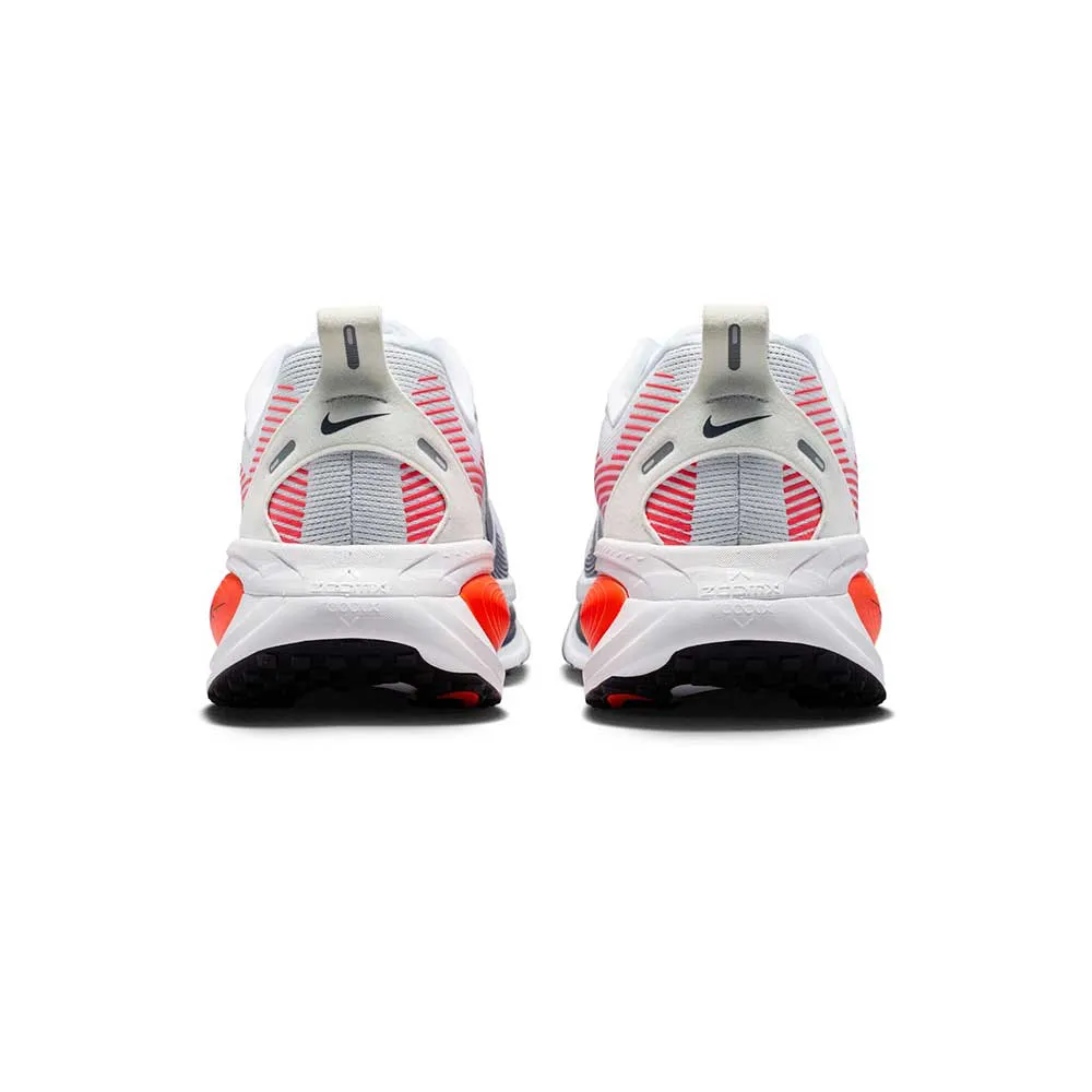 Nike Men's Vomero 18 WHITE/MIDNIGHT NAVY-BRIGHT CRIMSON