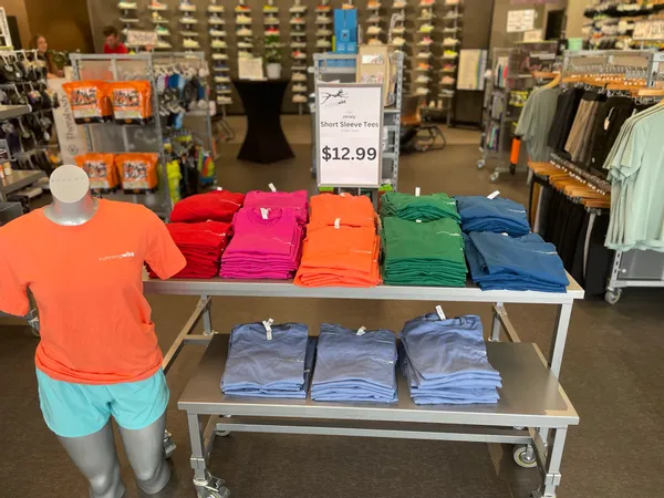 (ALL GENDER) JERSEY SHORT SLEEVE TEE